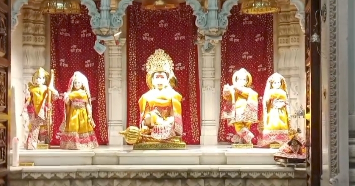 গণেশ পুজোর দিন হনুমান মন্দিরে দুঃসাহসিক চুরি , প্রশ্নের মুখে পুলিশের ভূমিকা