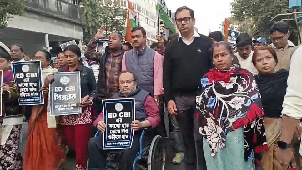IPAC কর্ণধারের বাড়ি-অফিসে ED হানা , রাস্তায় নেমে প্রতিবাদে তৃণমূল