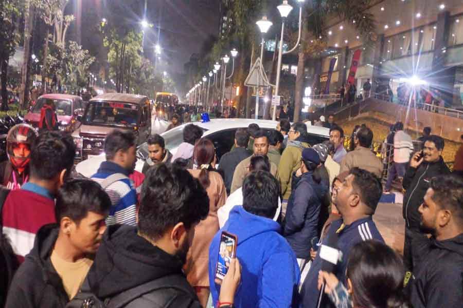 IPAC অফিসে দীর্ঘ ED হানা, বেরোতেই জয় বাংলা স্লোগানে মুখর এলাকা