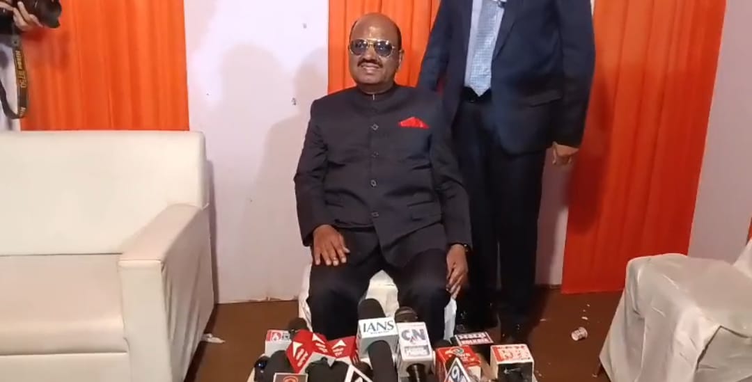 বিনাশ কালে বুদ্ধি নাশ , আইপ্যাক ইস্যুকে মুখ্যমন্ত্রীকে কটাক্ষ রাজ্যপালের