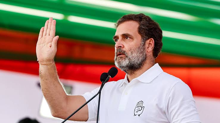 মোদি রাজ্যে কোটি কোটি টাকার দুর্নীতির অভিযোগ!রাহুলের প্রশ্নের মুখে নির্বাচন কমিশন