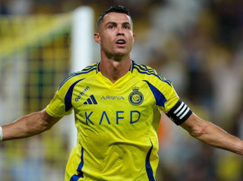 হাজার গোলের লক্ষ্যে বাকি মাত্র ৪২ , ফের নজির রোনাল্ডোর