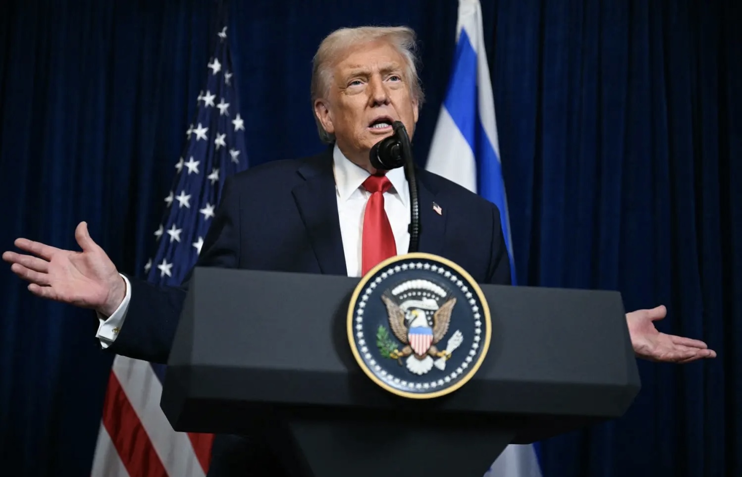 ভেনেজুয়েলার তেলের ভাণ্ডার আমেরিকার দখলে, শিল্পপতিদের বিনিয়োগের আহ্বান ট্রাম্পের