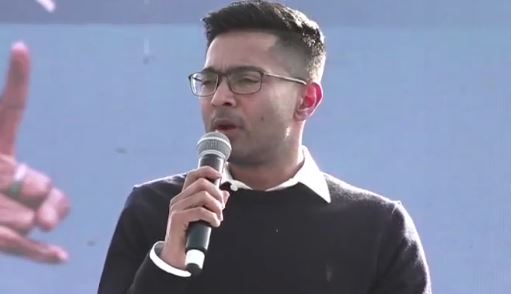 কেন্দ্রকে ঘুষ দিয়ে মানুষের কাজ করতে হয় , বাঁকুড়ার সভা থেকে বিস্ফোরক অভিষেক