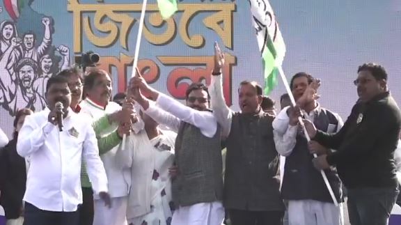 জঙ্গলমহলে হাওয়া বদল , বাঁকুড়ায় অভিষেকের হাত ধরে তৃণমূলে যোগদান ২ বিজেপি নেতার