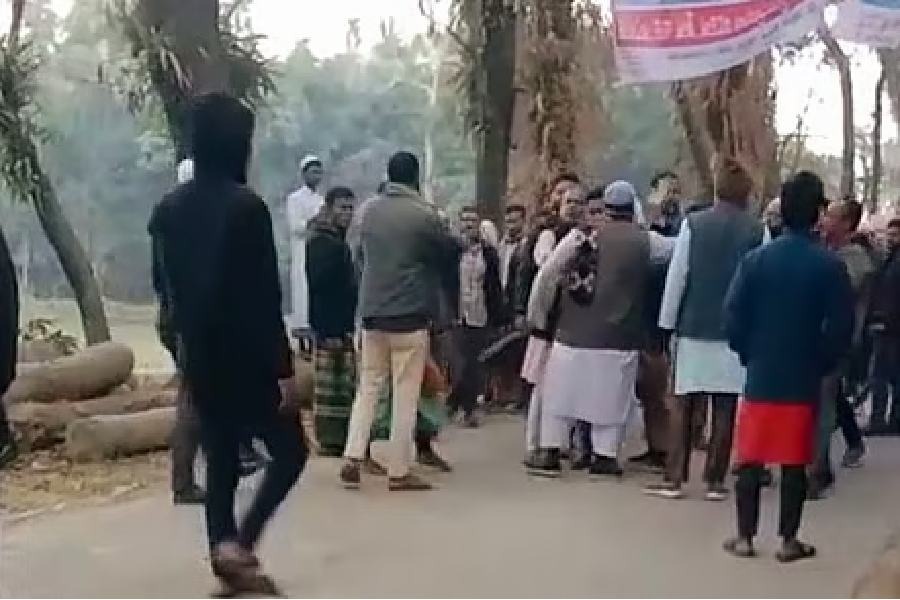 ভোটমুখী বাংলাদেশে রাজনৈতিক হিংসা, বিএনপি-জামাত সংঘর্ষে আহত ৩০