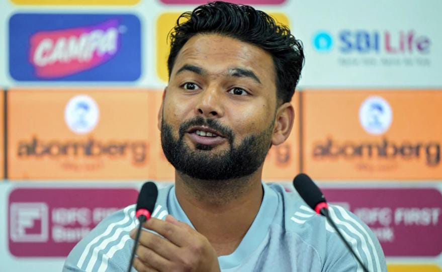 নিউজিল্যান্ড সিরিজের আগেই বড় ধাক্কা , ছিটকে গেলেন ঋষভ পন্থ