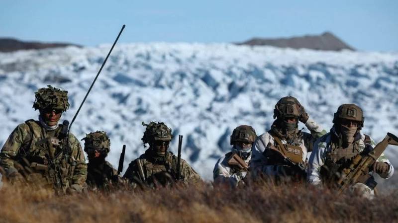গ্রিনল্যান্ড ঘিরে উত্তেজনা , যুক্তরাষ্ট্র কি সত্যিই সামরিক আগ্রাসন চালাবে?