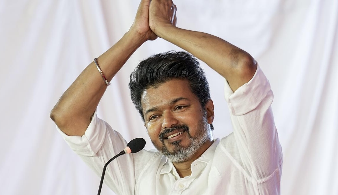 কারুরে পদপিষ্টকাণ্ড, সিবিআইয়ের জিজ্ঞাসাবাদের মুখোমুখি বিজয়